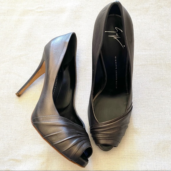 Guiseppe Zanotti Shoes - Giuseppe Zanotti Metallic Peep-toe Heels